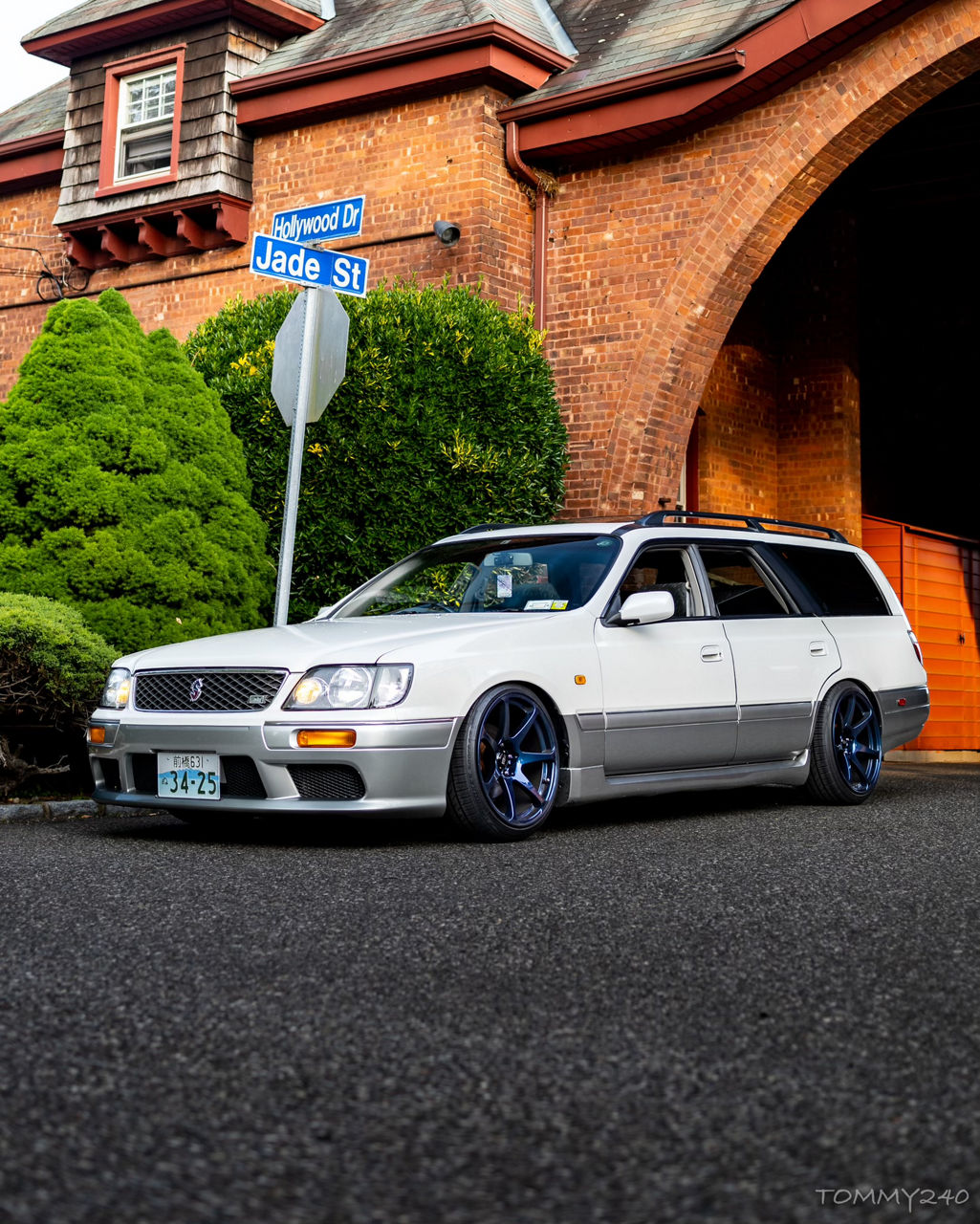Stina スティナ　M Used 1998 Nissan Stagea - Motegi BATTLE - Blue | Motegi Wheels